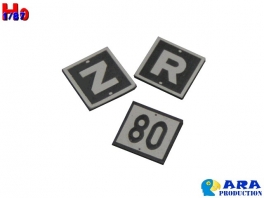 TIV 80 pancartes Z, R, 80