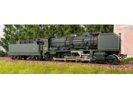 E106 2-140A tender 24A Pershing SNCF