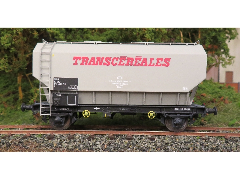 Wagon céréalier CTC, Gris Foncé (autre numéro) - WB-626 - REE Modeles